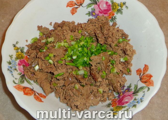 Пиріг із печінкою в мультиварці