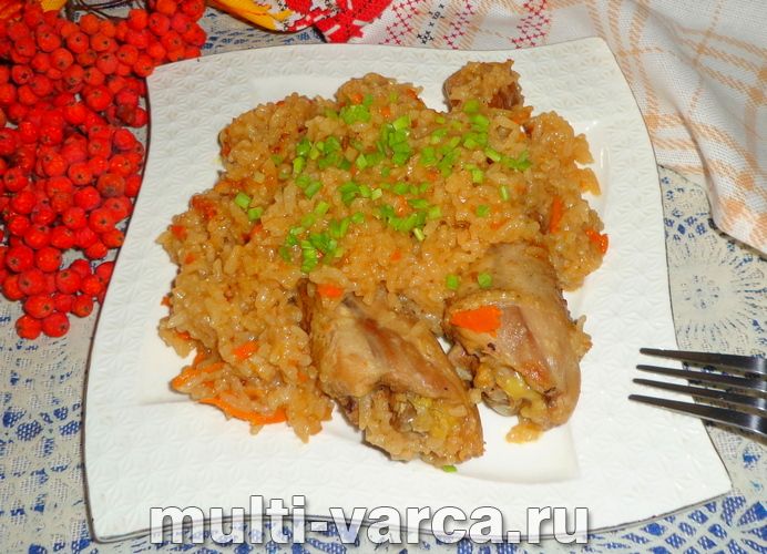 Плов із курячими ніжками в мультиварці