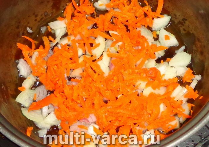 Плов із курячими ніжками в мультиварці
