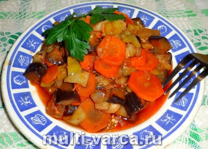 Рагу з кабачків і баклажанів у мультиварці