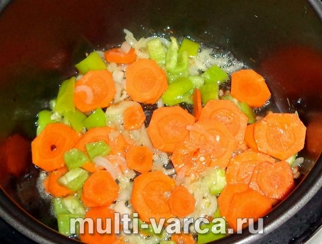 Рагу з кабачків і баклажанів у мультиварці