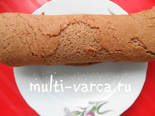 Шоколадний рулет із мандариновим кремом