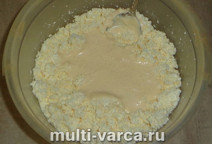 Сирна запіканка з малиною в мультиварці