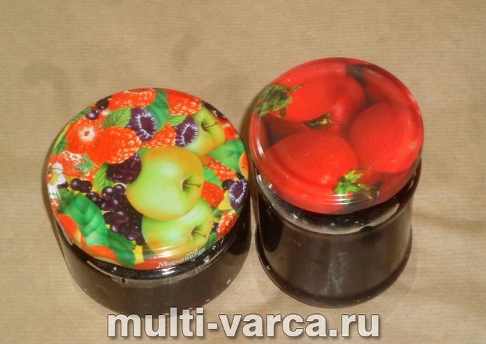 Смажене варення з чорної смородини на сковороді