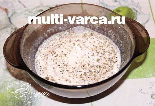 Смажені пельмені зі сметаною в мультиварці
