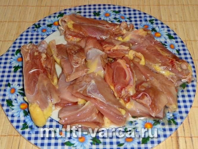 Солянка з куркою в мультиварці
