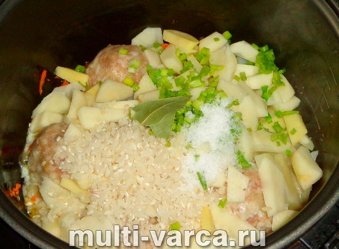 Суп із тефтелями в мультиварці