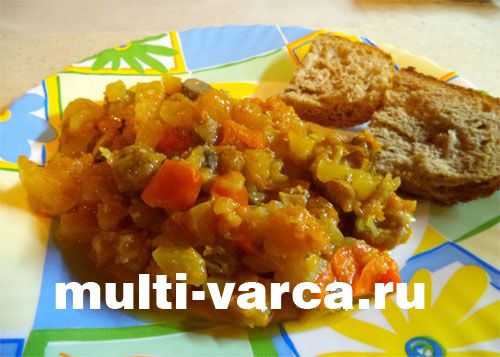 Тушковані гриби з овочами в мультиварці