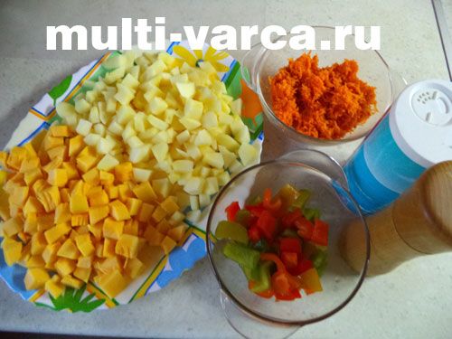 Тушковані гриби з овочами в мультиварці