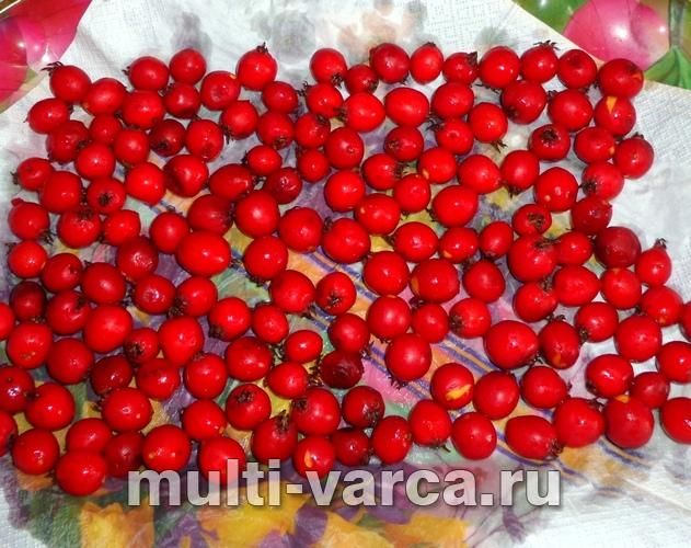 Варення з цілих плодів глоду