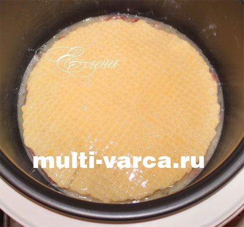 Запіканка з фаршем у мультиварці