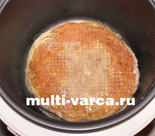 Запіканка з фаршем у мультиварці