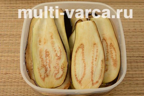 Баклажани в омлеті