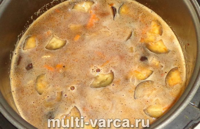 Булгур із баклажанами в мультиварці