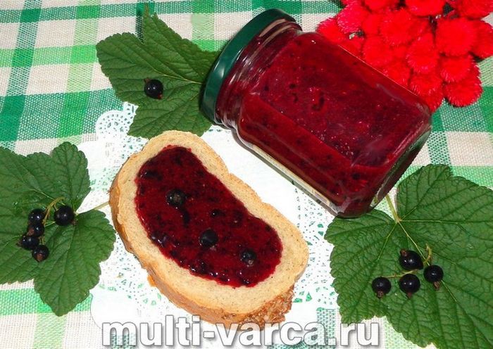 Чорна смородина з цукром без варіння на зиму