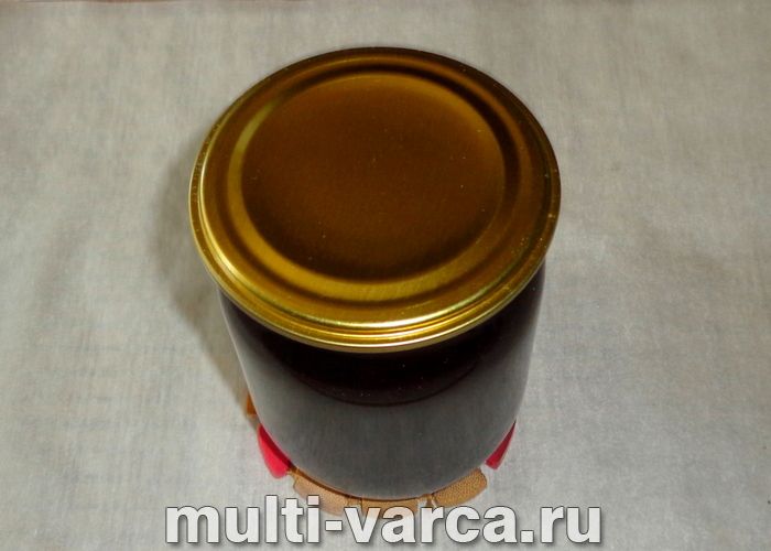 Джем із чорної смородини з корицею на зиму