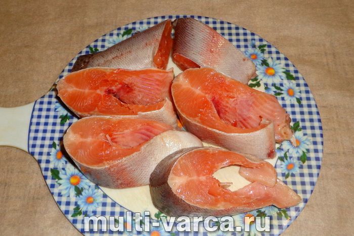 Форель у фользі в мультиварці