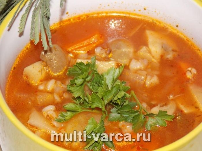 Гречаний суп із грибами