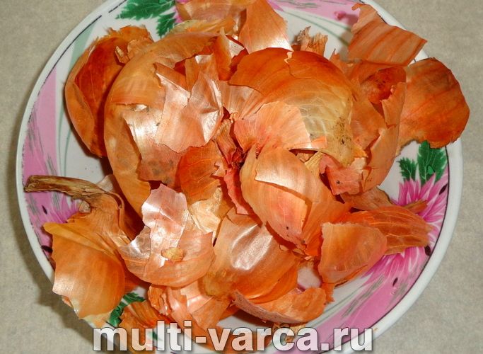 Грудинка в цибулевому лушпинні в мультиварці