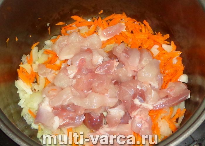 Ячна каша з м'ясом у мультиварці