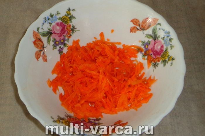 Кабачки з фаршем у мультиварці
