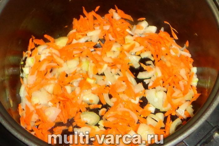 Кабачки з фаршем у мультиварці