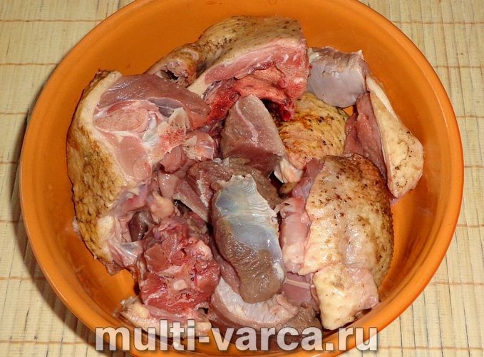 Качка з апельсинами в мультиварці