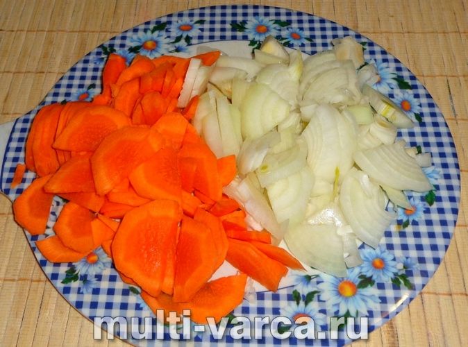 Качка з квашеною капустою в мультиварці