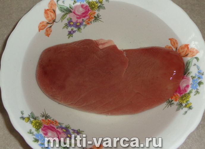 Картопля з нирками в мультиварці