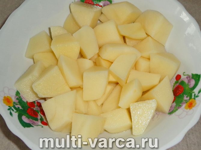 Картопля з нирками в мультиварці