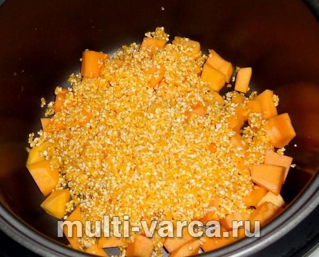 Кукурудзяна каша з гарбузом у мультиварці