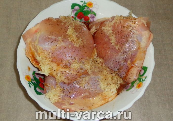 Курячі стегна в соєвому соусі в мультиварці