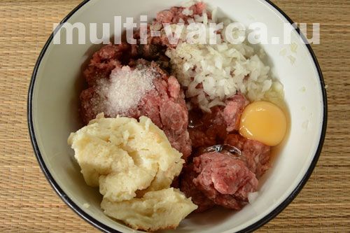 Макарони з тефтелями в мультиварці