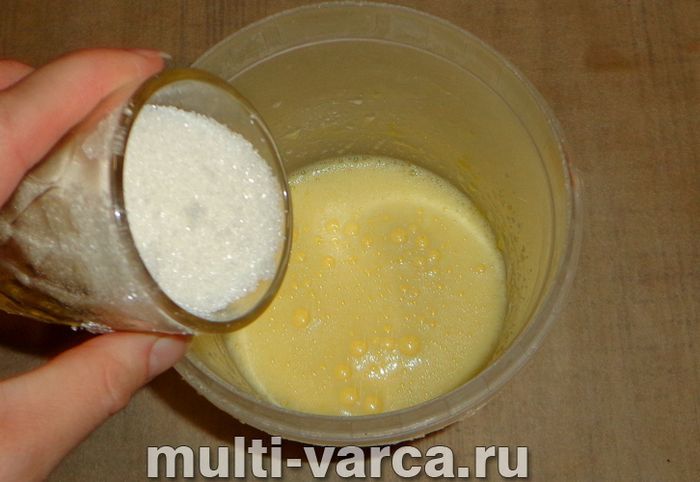 Манник зі згущеним молоком у мультиварці