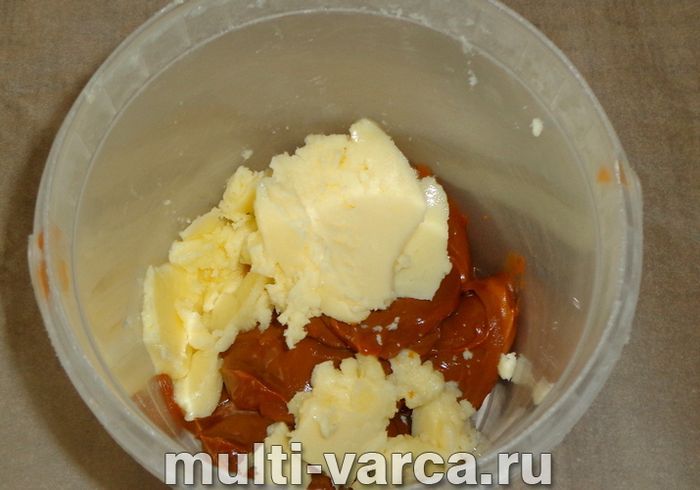 Медовик зі згущеним молоком у мультиварці