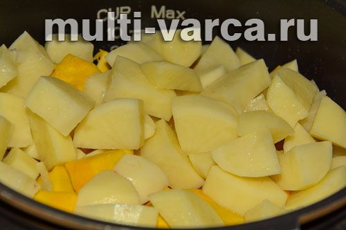 Печеня з м'ясом, гарбузом і картоплею
