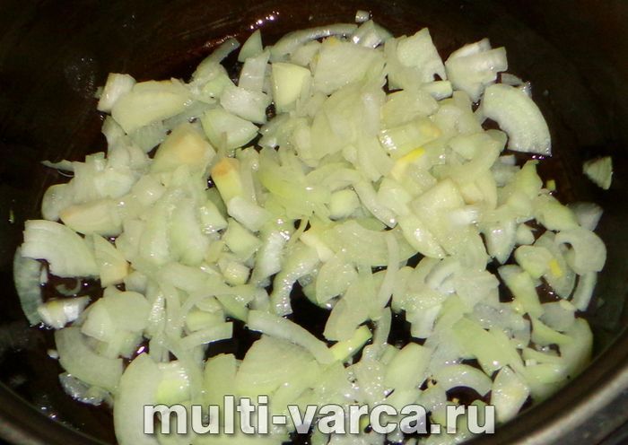 Печінка з кабачками в мультиварці
