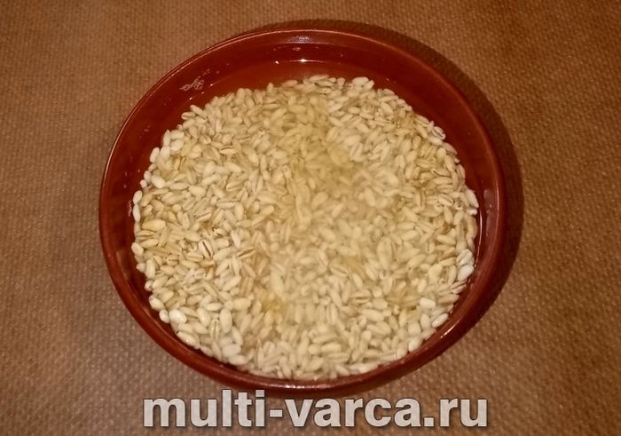 Перловка з квасолею в мультиварці