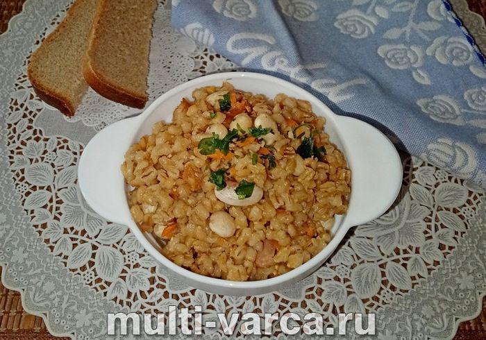 Перловка з квасолею в мультиварці