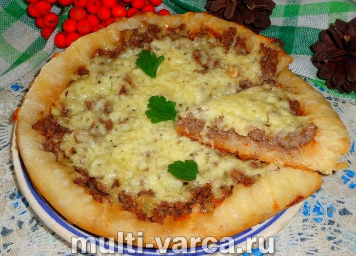 Піца з фаршем у мультиварці