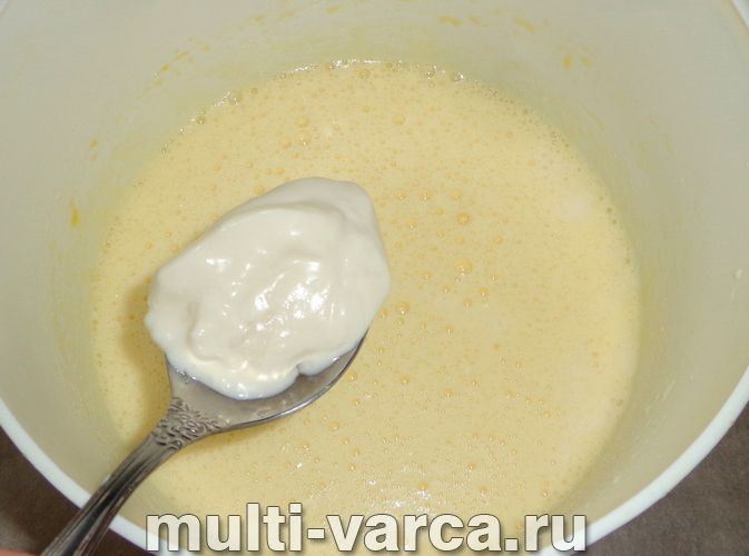 Пиріг із курагою в мультиварці