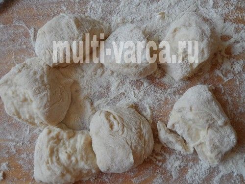 Пиріжки зі сметанного тіста з грибами