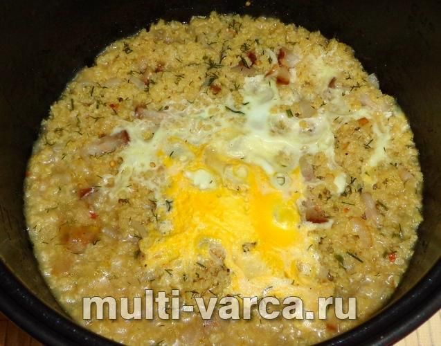Пшоняна каша із салом