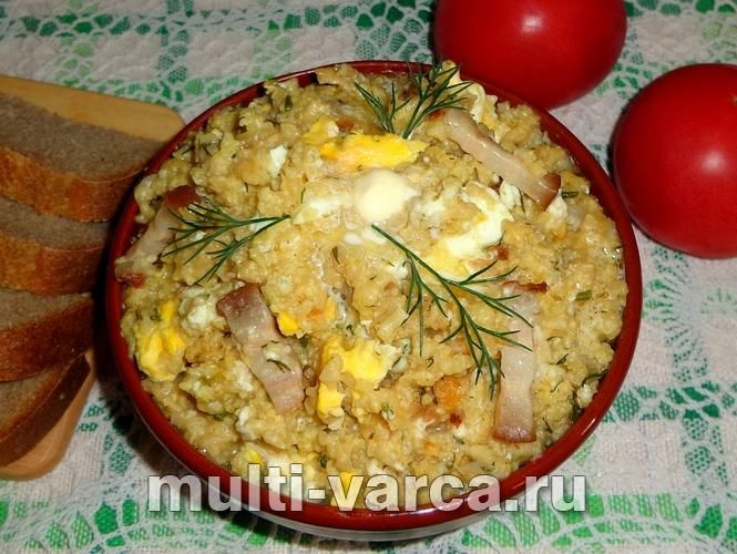 Пшоняна каша із салом