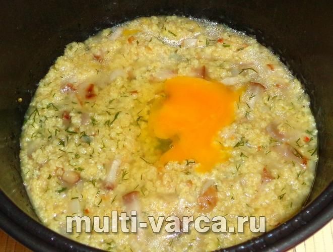 Пшоняна каша із салом