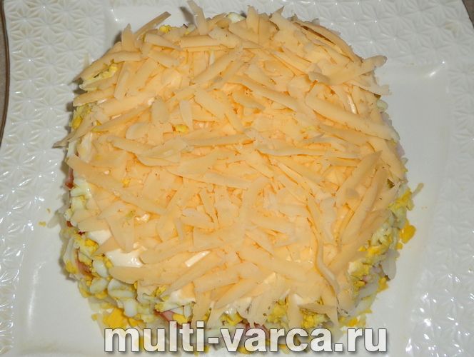 Салат "Свинка" з рисом, яйцем і копченим м'ясом