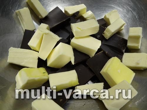 Шоколадно-сирний пиріг із вишнею