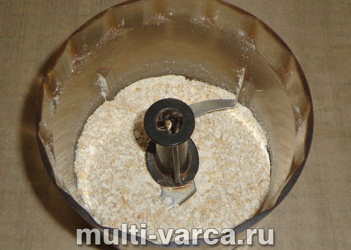 Сирна запіканка з пластівцями в мультиварці