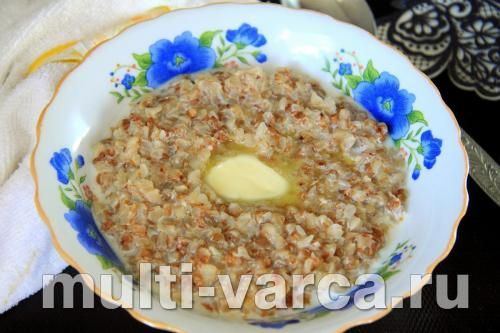 Солодка молочна гречана каша на молоці