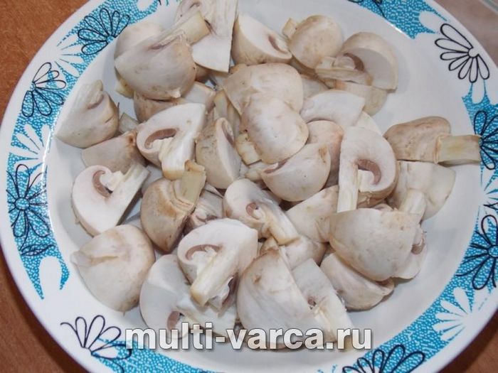 Стручкова квасоля з грибами
